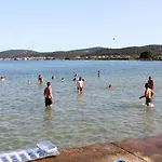 Triple 8223a Pašman