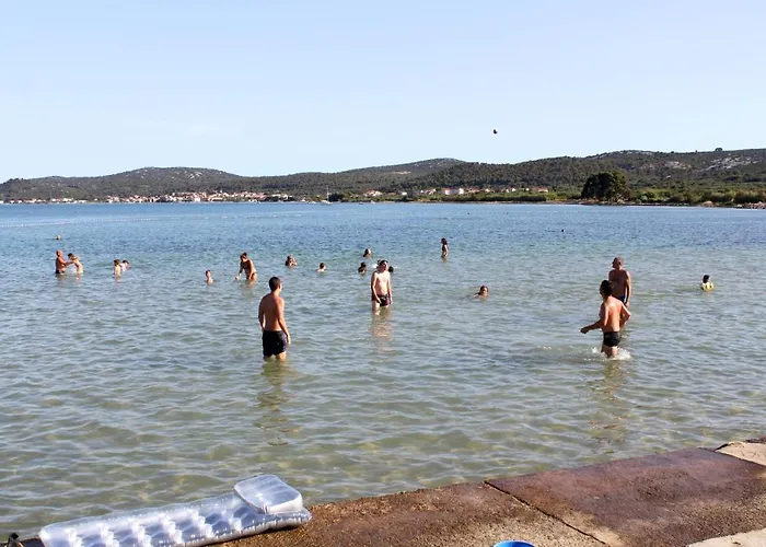 Triple 8223a Pašman