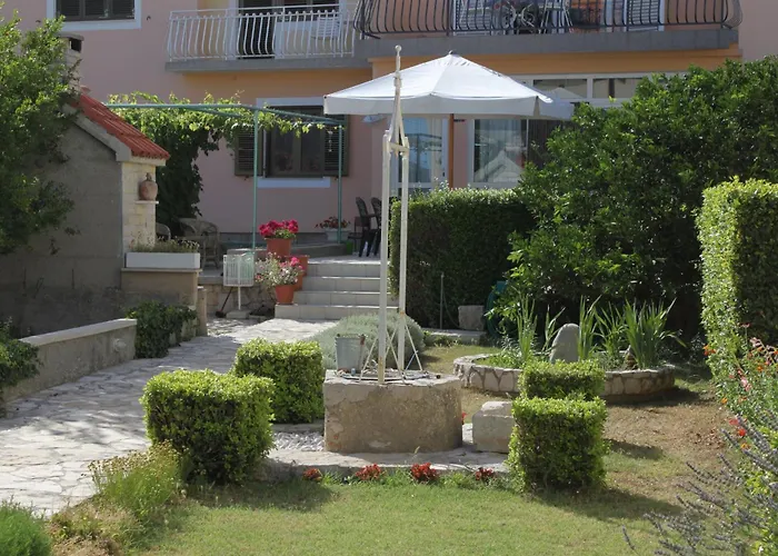 Triple 8223a Gasthof 3*