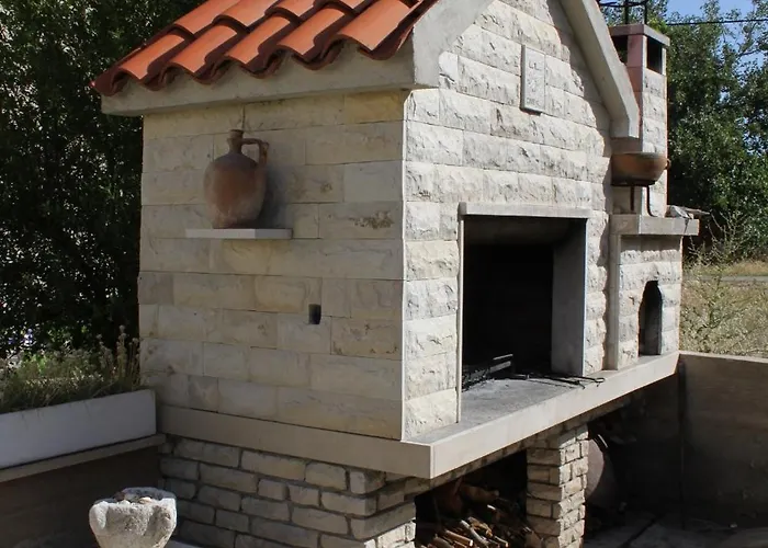 Triple 8223a Gasthof